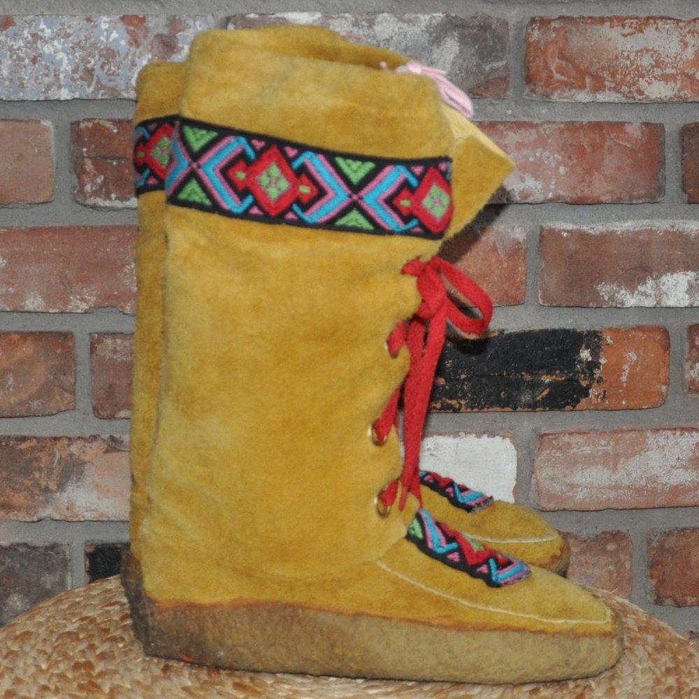 Hand Made Natural Leather Suede Mukluk Winter Tall Mid-Calf Boots Tie-Up 42 US9 - Picture 2 of 9
